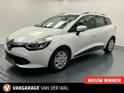 tweedehands Renault Clio IV Estate 1.5 dCi ECO Navigatie-Cr.contr-Pdc-Airco-DB SET V.V 157.000 KM