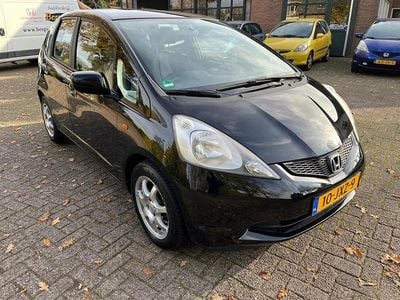 Zwart (metallic) Gebruikt 2009 Honda Jazz Trend Hatchback | € 4.450 (Eerlijke prijs)