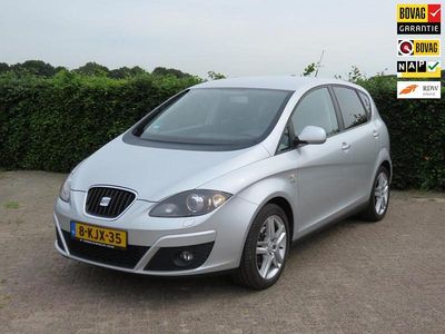 Grijs (metallic) Gebruikt 2013 Seat Altea MPV | € 6.795