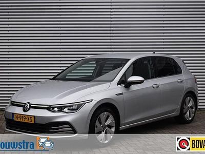 Grijs (metallic) Occasion 2020 VW Golf VII Style Hatchback | € 15.740 (Goede deal)