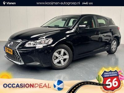 Lexus CT200h