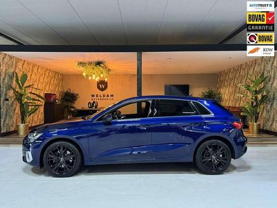 Blauw (metallic) Occasion 2020 Audi A3 Sportback S-Line Hatchback | € 25.990 (Goede deal)