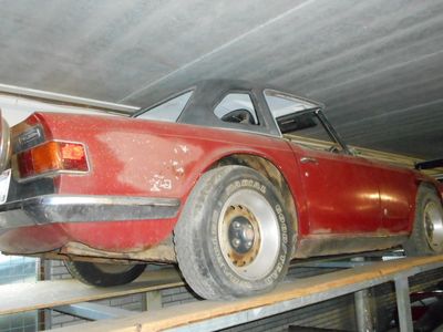 tweedehands Triumph TR6 -red '72 to restore