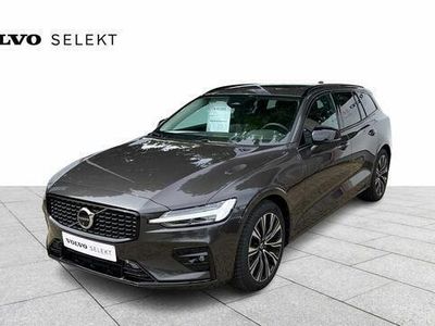Grijs Gebruikt 2024 Volvo V60 Plus Stationwagen | € 40.999 (Eerlijke prijs)