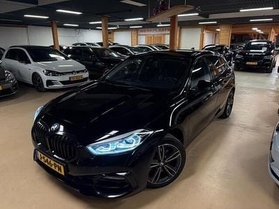 Occasion BMW 118 Executive 140 PK (102 kW) 2020 Zwart Hatchback