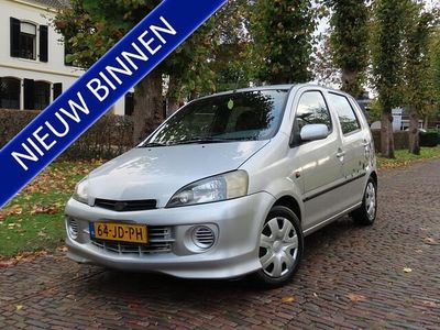 Grijs Occasion 2002 Daihatsu Young Rv MPV | € 1.750