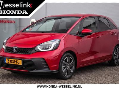 Rood (parellak) Gebruikt 2024 Honda Jazz Advance Hatchback | € 28.450 (Goede deal)