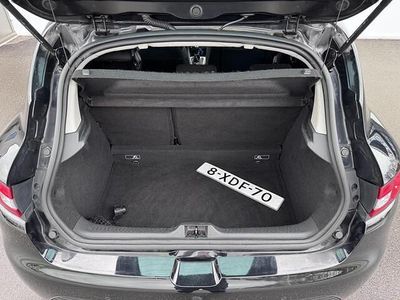 Zwart Gebruikt 2014 Renault Clio IV Dynamique Hatchback | € 5.950 (Eerlijke prijs)