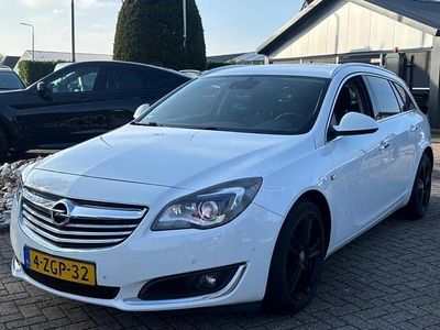 Occasion Opel Insignia Cosmo 140 PK (102 kW) 2015 Wit Stationwagen