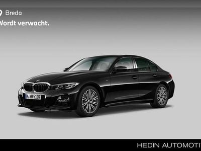 Zwart Occasion 2021 BMW 320e Executive Sedan | € 31.880 (Eerlijke prijs)