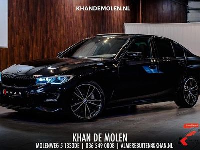 Zwart (metallic) Occasion 2022 BMW 330 M Sport Sedan | € 43.450 (Iets duurder)