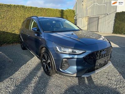 Blauw (metallic) Gebruikt 2022 Ford Focus Active Stationwagen | € 17.900 (Eerlijke prijs)