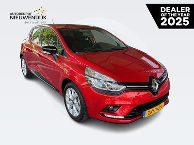 Vlamrood Occasion 2019 Renault Clio IV LIMITED Hatchback | € 12.425 (Iets duurder)