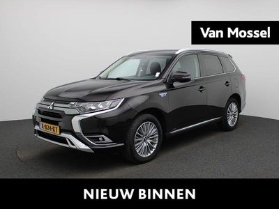Zwart Occasion 2021 Mitsubishi Outlander P-HEV SUV | € 21.900 (Eerlijke prijs)