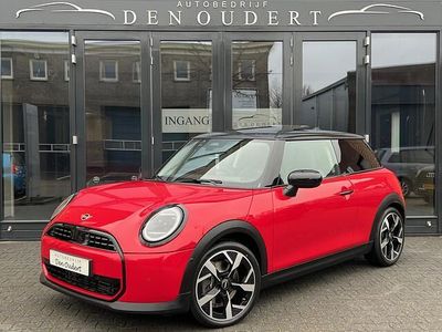 Occasion Mini Cooper Classic 156 PK (114 kW) 2024 Rood Hatchback