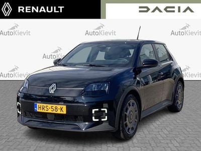 Zwart Nieuw 2025 Renault R5 Evolution Hatchback | € 24.450 (Goede deal)