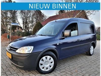 Occasion Opel Combo 90 PK (66 kW) 2009 Blauw MPV