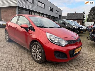 Occasion Kia Rio Comfort 109 PK (80 kW) 2012 Rood (metallic) Hatchback