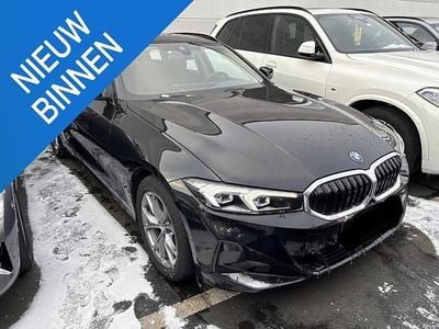Zwart Occasion 2022 BMW 330 Stationwagen | € 33.950 (Goede deal)