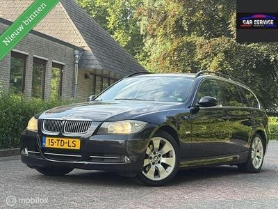 BMW 325