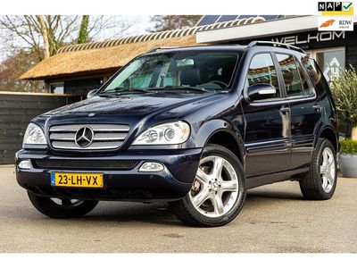 Blauw Gebruikt 2003 Mercedes ML320 SUV | € 12.949