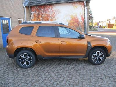 Oranje Gebruikt 2018 Dacia Duster Prestige SUV | € 14.250 (Eerlijke prijs)