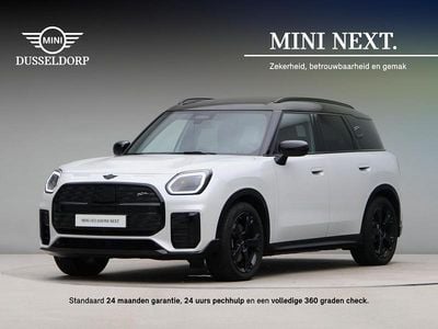 Nanuq white (licht wit metallic) Gebruikt 2024 Mini Countryman SUV | € 46.850 (Iets duurder)