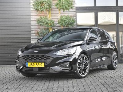 Zwart Occasion 2019 Ford Focus Business Edition Hatchback | € 20.250 (Eerlijke prijs)
