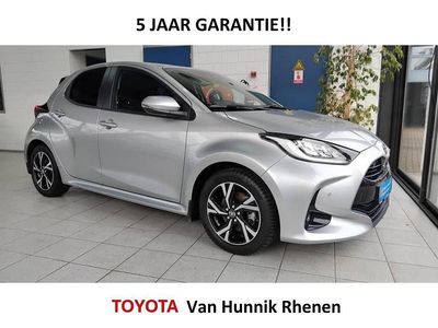 Zilver Gebruikt 2024 Toyota Yaris Style Hatchback | € 24.950 (Eerlijke prijs)