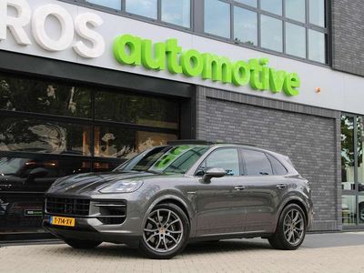 Occasion Porsche Cayenne 470 PK (345 kW) 2023 Grijs, metallic lak SUV