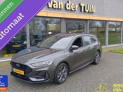 Grijs Gebruikt 2023 Ford Focus ST-Line Stationwagen | € 22.900 (Eerlijke prijs)