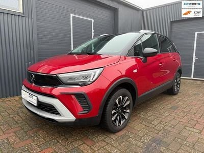 Rood (metallic) Gebruikt 2024 Opel Crossland X Elegance SUV | € 18.950 (Goede deal)