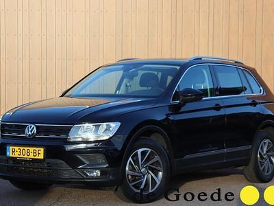 Zwart Gebruikt 2017 VW Tiguan Comfortline SUV | € 18.940 (Goede deal)