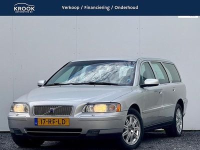 Grijs (metallic) Gebruikt 2005 Volvo V70 Momentum Stationwagen | € 8.400 (Duur)