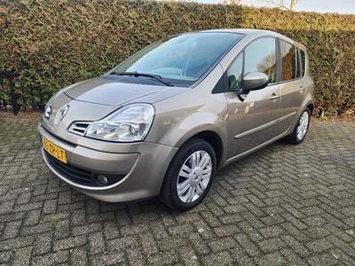 Occasion Renault Modus Dynamique 111 PK (81 kW) 2008 Beige MPV
