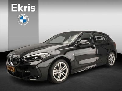 Zwart Occasion 2024 BMW 118 M Sport Hatchback | € 29.900 (Goede deal)