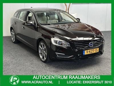 Zwart Gebruikt 2013 Volvo V60 Summum Stationwagen | € 9.940 (Iets duurder)
