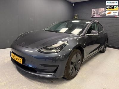 Occasion Tesla Model 3 Standard Range 175 kW (238 PK) 2019 Grijs Sedan