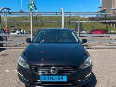 Gebruikt 2014 Volvo V60 Stationwagen | € 10.000 (Goede deal)