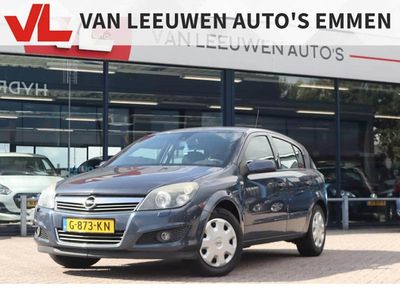 Grijs Occasion 2008 Opel Astra Essentia Hatchback | € 2.448 (Eerlijke prijs)