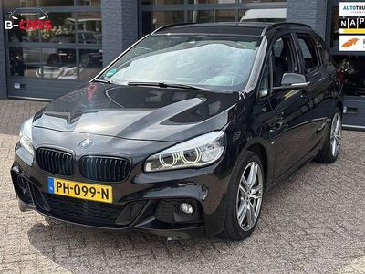 Zwart Gebruikt 2017 BMW 218 Active Tourer Executive MPV | € 16.499 (Eerlijke prijs)