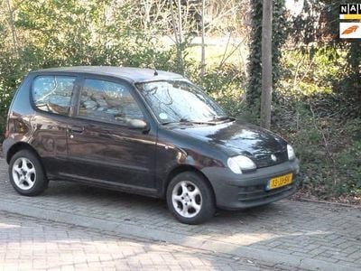 Occasion Fiat Seicento 54 PK (39 kW) 2002 Zwart Hatchback