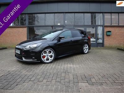 tweedehands Ford Focus Wagon 2.0 EcoBoost ST-3, Xenon, Leder