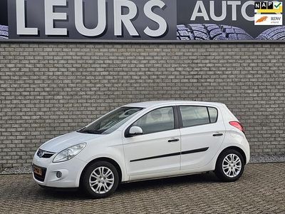 Wit Gebruikt 2011 Hyundai i20 Hatchback | € 3.650 (Eerlijke prijs)