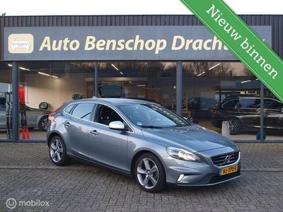 Grijs Occasion 2015 Volvo V40 R-Design Hatchback | € 6.400 (Goede deal)