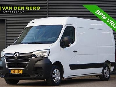 Wit Occasion 2023 Renault Master Van | € 21.850 (Goede deal)