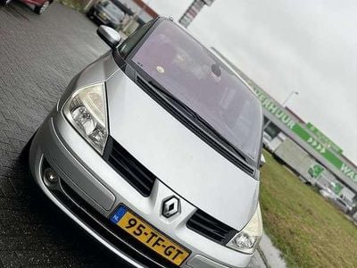 Grijs Occasion 2006 Renault Espace Expression MPV | € 1.199 (Goede deal)