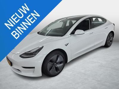 tweedehands Tesla Model 3 Long Range 75 kWh Dual Motor AWD | Trekhaak 1000kg. |