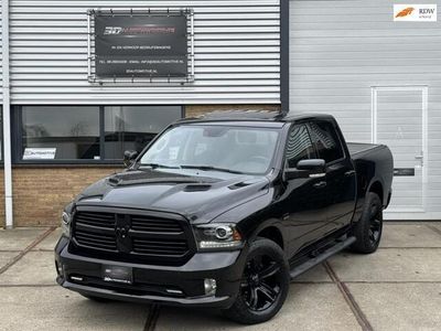 tweedehands Dodge Ram PICKUP 1500 Sport 5.7L V8 Hemi Black Edition Luchtvering! Cut-out!