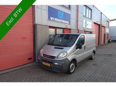 Occasion Opel Vivaro 82 PK (60 kW) 2005 Grijs (metallic) MPV